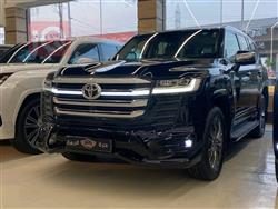 تۆیۆتا لاند کروزەر